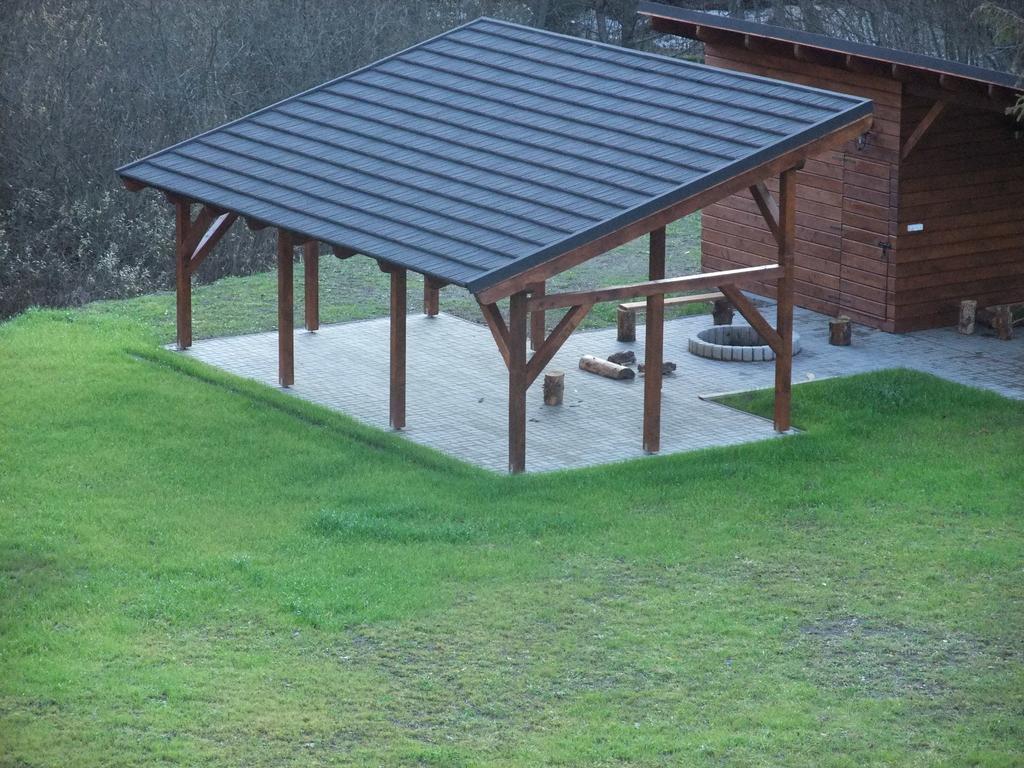 Rodinny Apartman Slnecnica タレ エクステリア 写真