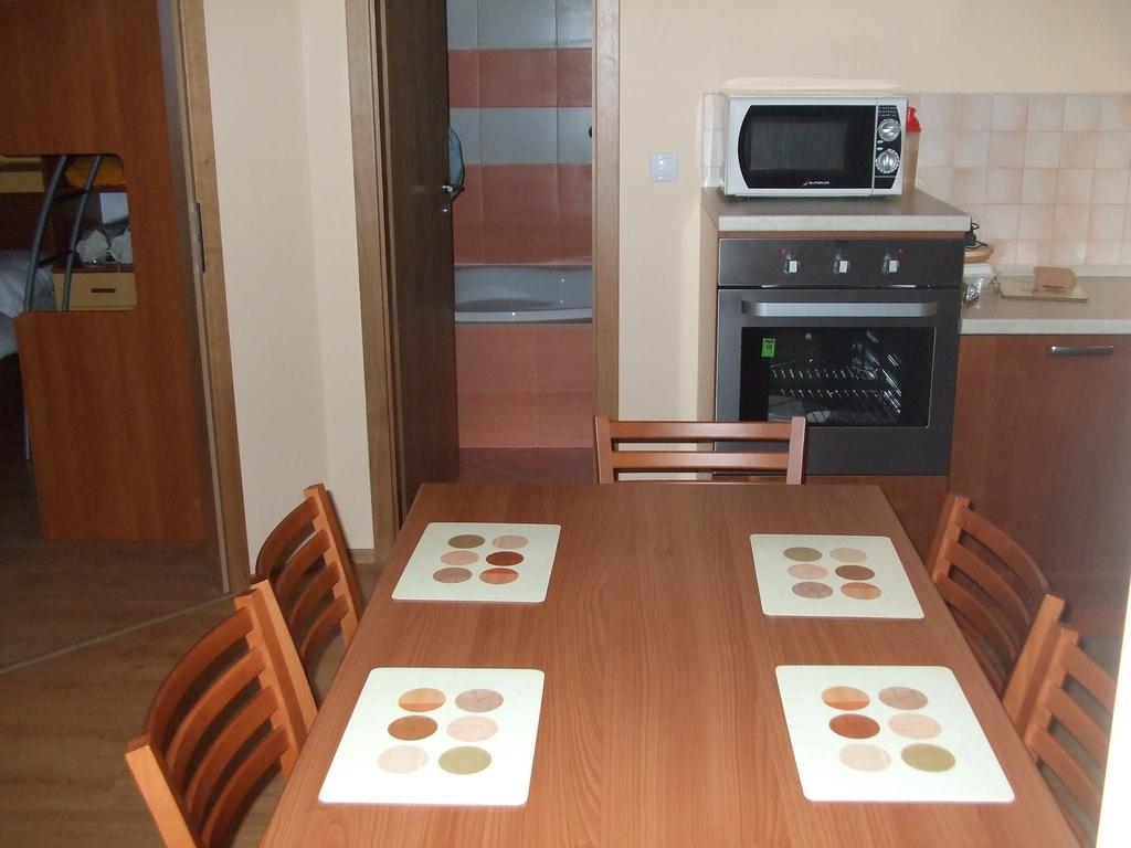 Rodinny Apartman Slnecnica タレ エクステリア 写真